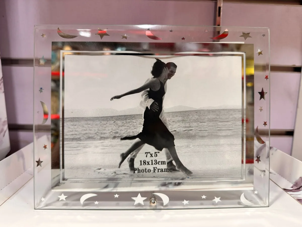 glass photo frame 7x5 with star and moon design